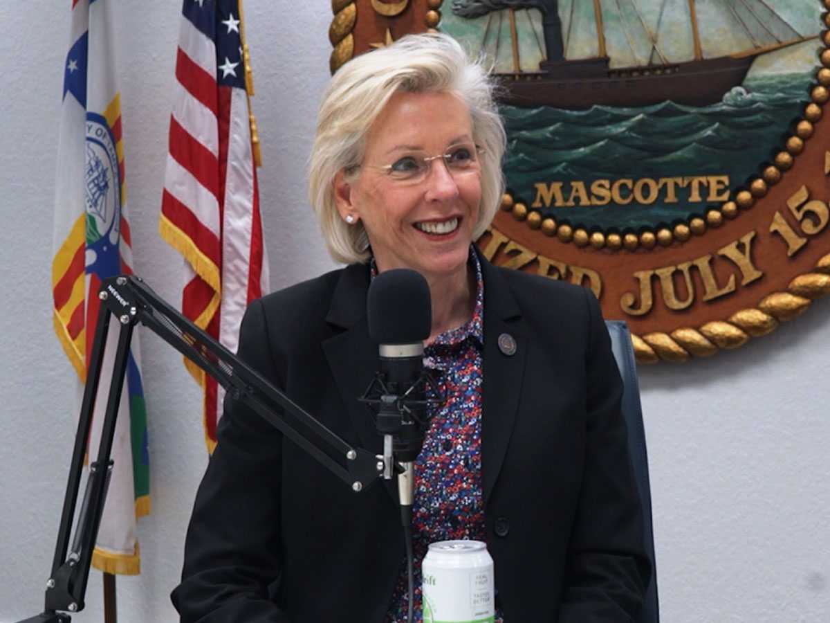 Tampa Mayor Jane Castor joins Stick A Fork In It Podcast